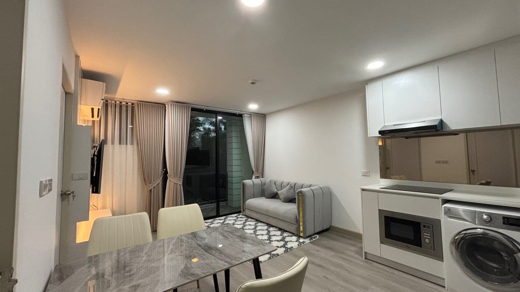 รูปห้องจริง D65 condominium 1 ห้องนอน